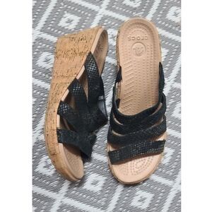 CROCS size 7 tan wedge sandals black stretch comfortable slide platform